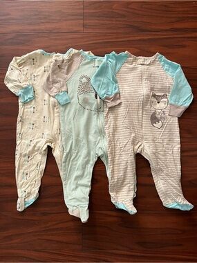 6-9 Months Gerber Baby Boy Zippered Sleepers Bundle (3)